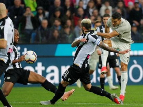 Udinese - Juventus: Ronaldo rực sáng giúp Juventus lập kỷ lục mới - 1