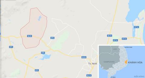 Cam sung, mac den doa giet gia dinh vo cu hinh anh 2