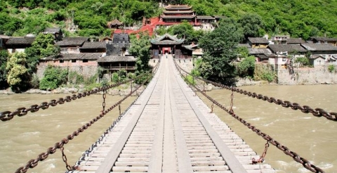 Lác mắt trước những cây cầu ấn tượng nhất Trung Quốc - 2