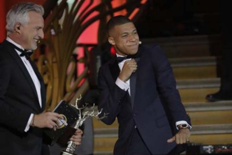 Trao giải Quả bóng Vàng: Modric và Mbappe được vinh danh - 1