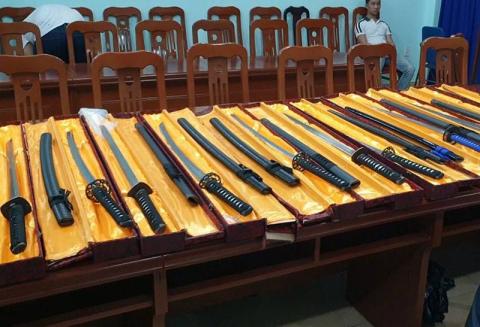 Bộ Công an đánh sập đường dây buôn bán vũ khí thô sơ cực lớn ở TP.HCM - 1