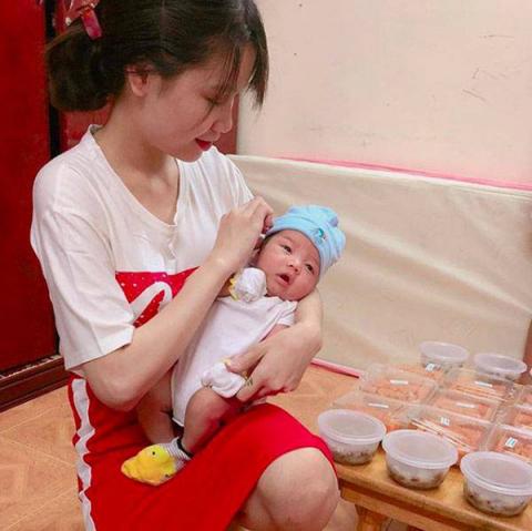 4 me viet gay sot 2018: o nha cham con kiem ty dong/thang, single mom be con di tot nghiep - 3