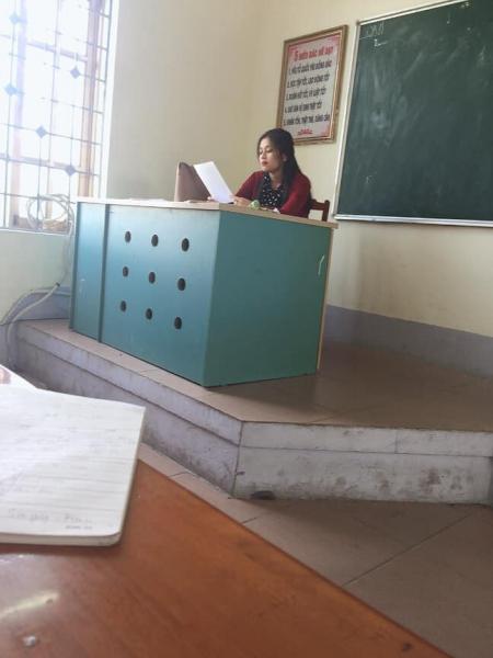 3 cô giáo 9x xinh đẹp, nhan sắc như hotgirl gây sốt cộng đồng mạng năm 2018 - Ảnh 1.