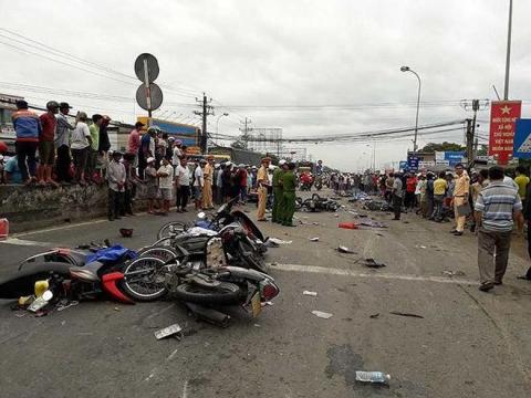 tai nan ben luc- long an: tai xe container tong hang chuc xe may duong tinh voi ma tuy - 1