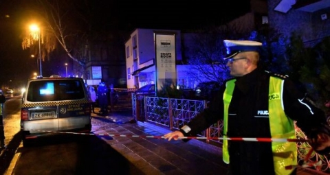 5 thiếu nữ Ba Lan chết cháy khi chơi trò giải đố trong phòng kín