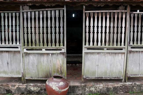 Cận cảnh ngôi nhà Bá Kiến hơn 100 năm tuổi ở 