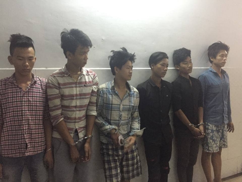 Cảnh sát bắt băng “gặp ai cướp nấy” ở Sài Gòn - 1