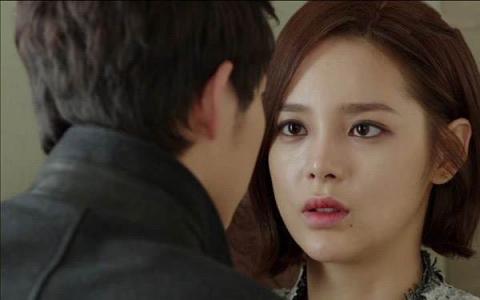 Giấu vợ hẹn hò với cô gái khác, chồng bị một phen vạch mặt “cạch đến già” - Ảnh 1.