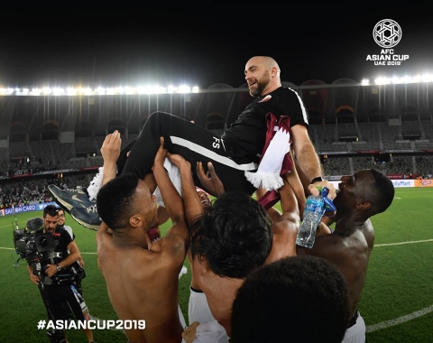 Việt Nam đóng góp 3 bức ảnh trong top 10 khoảnh khắc ấn tượng nhất tứ kết Asian Cup 2019