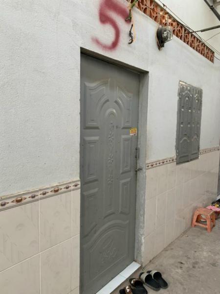 me tre dung chuyen con 20 ngay tuoi bi bat coc gay rung dong binh duong - 3