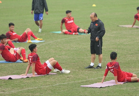 U23 Việt Nam trước giờ G: Không thể không lo cho thầy Park