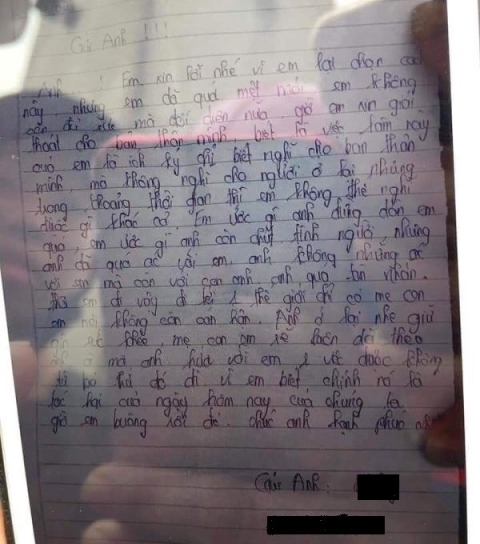 Lá thư cô gái để lại trước khi gieo mình xuống dòng sông Cấm tự tử. Ảnh: Bạn đọc cung cấp