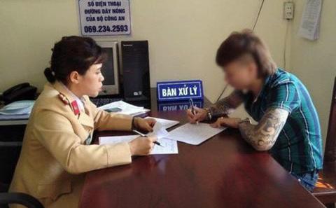 Bá» báº¯t tá»i ÄÃ¡nh báº¡c, xÃ©t nghiá»m nÆ°á»c tiá»u KhÃ¡ 