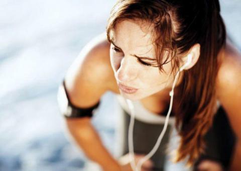 co gai 26 tuoi suyt mat mang sau khi tap the duc, khong ngo co bi mac hoi chung hiem - 1