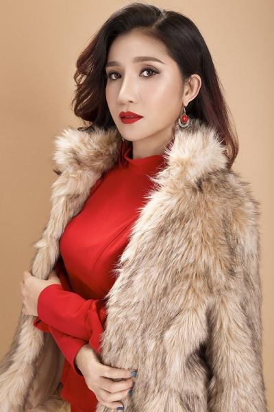 MC bị cắt hợp đồng show 'Bạn muốn hẹn hò': Làm mẹ đơn thân, đời lận đận