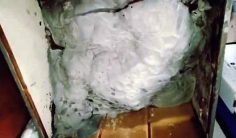 giet nguoi tinh roi giau xac vao tu quan ao chua day be tong hinh anh 1