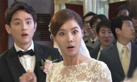 Đang vui cười ngày dạm ngõ, 2 họ choáng khi tình cũ của anh tìm đến nhờ… đưa đi đẻ-3