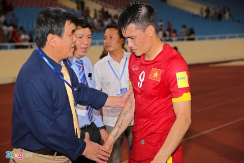 Tu giot nuoc mat cua Cong Vinh toi ngay Viet Nam noi ve World Cup 2022 hinh anh 1 