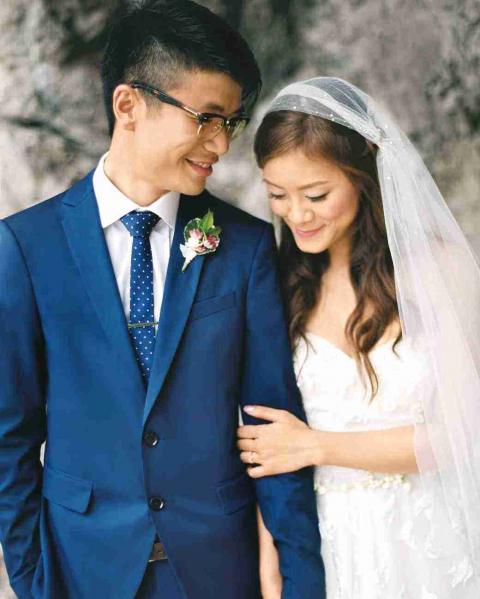 cuoi xong chua kip lai mat da phat hien chong la chu re trong dam cuoi khac - 1