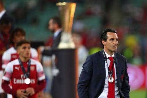 Bốc thăm Europa League: MU méo mặt, Arsenal đụng Frankfurt