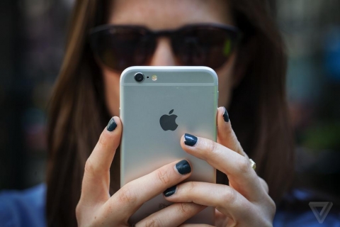 Vì sao iPhone có sức hút hơn bất kì chiếc điện thoại nào khác?
