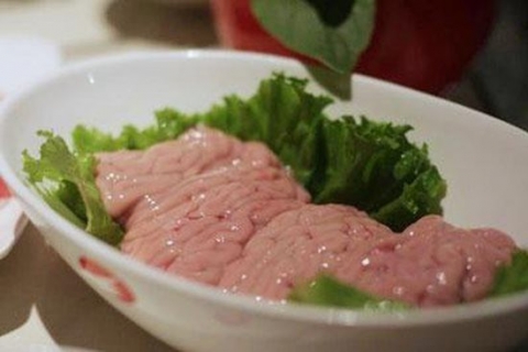 Những cách ăn cực kỳ nguy hiểm biến thịt lợn thành...  