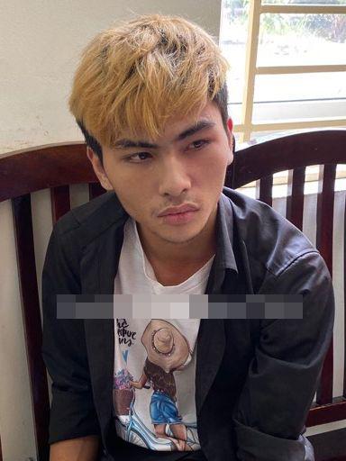 bat khan cap thanh nien cam vat nhon cuop taxi cong nghe o ha noi hinh anh 1