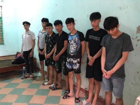 Nhóm côn đồ nhí 2K chém nhau kinh hoàng như phim hành động, thiếu niên 15 tuổi bị vỡ sọ