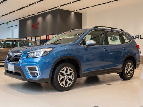 Cận cảnh mẫu ô tô giảm giá mạnh nhất tại Việt Nam năm 2019 - Ảnh 7.