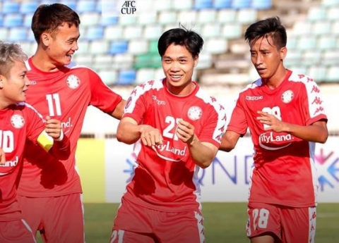Cong Phuong toa sang giup CLB TP.HCM gianh diem o AFC Cup hinh anh 2 a_2.JPG