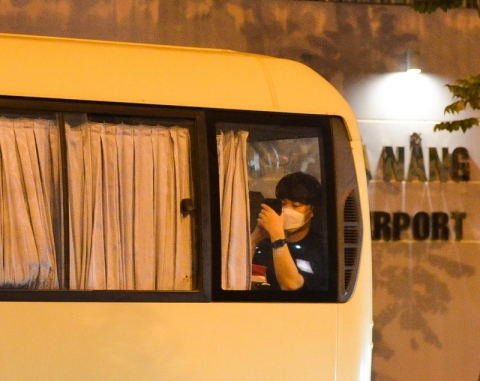 Du khách đến Đà Nẵng từ tâm dịch Daegu về nước lúc nửa đêm - ảnh 2
