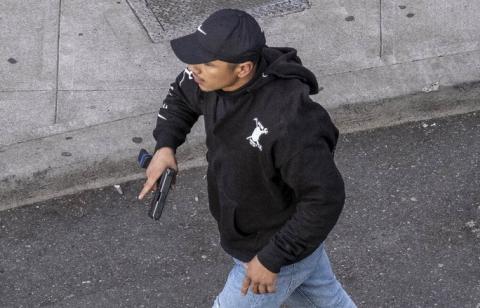 Mỹ: Tài xế nổ súng vào đám đông biểu tình, suýt thành thảm sát đẫm máu - Ảnh 2.