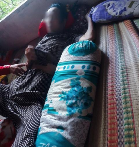 Công an vào cuộc vụ cụ bà 78 tuổi bị con dâu đưa vào căn nhà hoang - Ảnh 2. Công an vào cuộc vụ cụ bà 78 tuổi bị con dâu đưa vào căn nhà hoang - Ảnh 2.