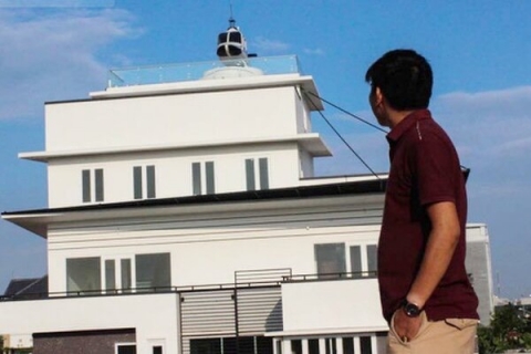 Trùm cá độ bóng đá nghìn tỷ trưng máy bay trực thăng mô hình trên nóc nhà ở Hải Dương