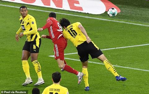 Lewandowski lập cú đúp lỗi, Bayern hạ Dortmund kịch tính - 4 Lewandowski lập cú đúp lỗi, Bayern hạ Dortmund kịch tính - 4