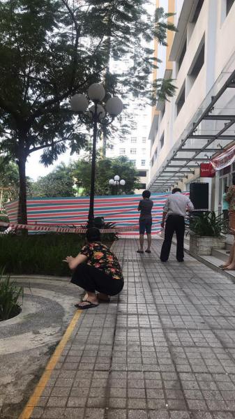 Nữ luật sư rơi lầu tử vong tại một chung cư ở quận Thủ Đức - Ảnh 1.