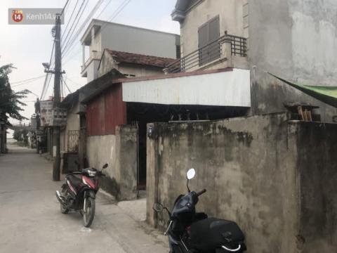 Hà Nội: Nỗi đau thắt lòng của người cha khi 2 con bị container lùi trúng, tử vong thương tâm trên đường đi học - 1 Hà Nội: Nỗi đau thắt lòng của người cha khi 2 con bị container lùi trúng, tử vong thương tâm trên đường đi học - 1