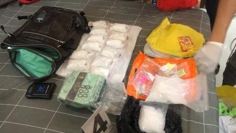 TP HCM: Bắt 'nữ quái' điều hành đường dây bán lẻ ma túy - 1 TP HCM: Bắt 'nữ quái' điều hành đường dây bán lẻ ma túy - 1