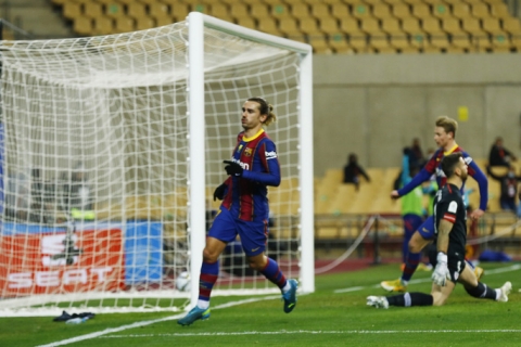 Messi bị đuổi, Barcelona đại bại ở Siêu cúp Tây Ban Nha - Ảnh 4.