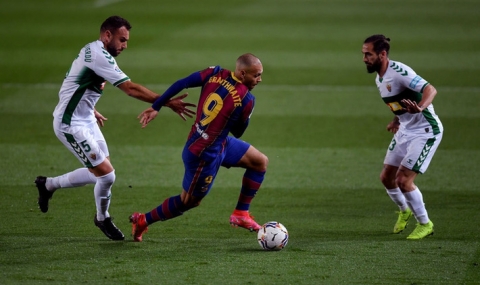 Messi tỏa sáng giúp Barca gỡ thế bế tắc trước đội áp chót La Liga - Ảnh 2.