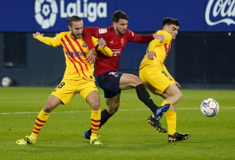 Messi siêu kiến tạo, sao 18 tuổi lập đại công cho Barcelona - Ảnh 1.
