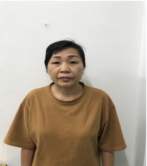 Sợ bị bắt, gã giám đốc 'trùm' hàng giả chi 20 tỉ đồng để 'điều chuyển' Giám đốc Công an tỉnh đi nơi khác - 4 Sợ bị bắt, gã giám đốc 'trùm' hàng giả chi 20 tỉ đồng để 'điều chuyển' Giám đốc Công an tỉnh đi nơi khác - 4