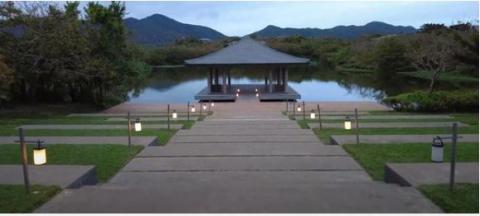 Chiếc váy cưới 28 tỷ vừa hết nóng, Xemesis và Xoài Non lại chơi lớn khi tiêu 180 triệu cho 2 ngày trăng mật - 1 Chiếc váy cưới 28 tỷ vừa hết nóng, Xemesis và Xoài Non lại chơi lớn khi tiêu 180 triệu cho 2 ngày trăng mật - 1