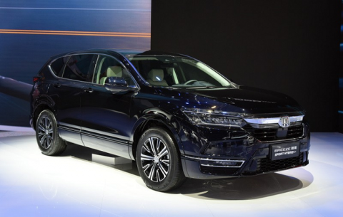 1,3 lít xăng đi 100km, mẫu ô tô uống ít xăng hơn cả xe máy có gì? - Ảnh 2. 1,3 lít xăng đi 100km, mẫu ô tô uống ít xăng hơn cả xe máy có gì? - Ảnh 2.