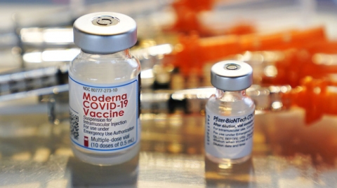 Hậu Covid-19: Bang đầu tiên ở Mỹ tiêm vaccine cho 80% dân số, cuộc sống gần như trở lại bình thường - Ảnh 2.