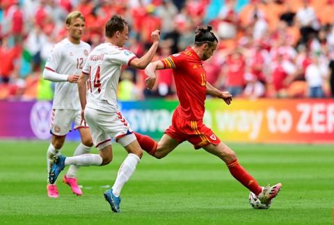 Bale nhạt nhòa trong ngày Lính chì viết tiếp câu chuyện cổ tích bởi nhân tố không tưởng - Ảnh 1.