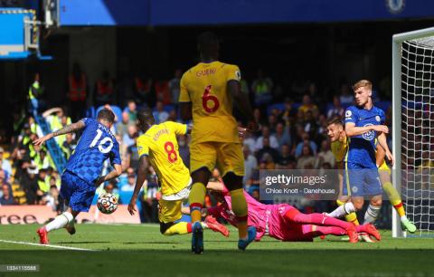 Chelsea tiếp bước Man United, dội mưa bàn thắng khiến cả Ngoại hạng Anh phải dè chừng - Ảnh 2.