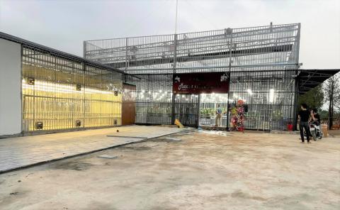 Ông trùm lan đột biến Quảng Ninh bị bắt: thu lời bất chính hàng trăm tỷ, ở biệt thự khủng, sở hữu tiệm vàng - Ảnh 3. Ông trùm lan đột biến Quảng Ninh bị bắt: thu lời bất chính hàng trăm tỷ, ở biệt thự khủng, sở hữu tiệm vàng - Ảnh 3.