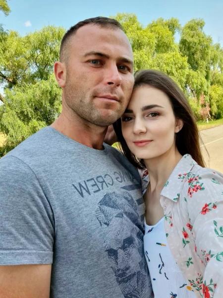 3 tuần sau màn cầu hôn lãng mạn, cô gái xinh đẹp chết tức tưởi dưới tay vị hôn phu, bố vợ kinh hãi tháo chạy trước khi mất mạng - Ảnh 3. 3 tuần sau màn cầu hôn lãng mạn, cô gái xinh đẹp chết tức tưởi dưới tay vị hôn phu, bố vợ kinh hãi tháo chạy trước khi mất mạng - Ảnh 3.