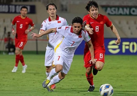 “Điều tệ nhất” của thầy trò HLV Park Hang-seo sẽ khiến tuyển Việt Nam thất thủ trước Oman? - Ảnh 2.